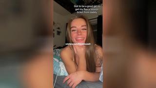 Teen's Pussy Leaks on Instagram Live in the gym